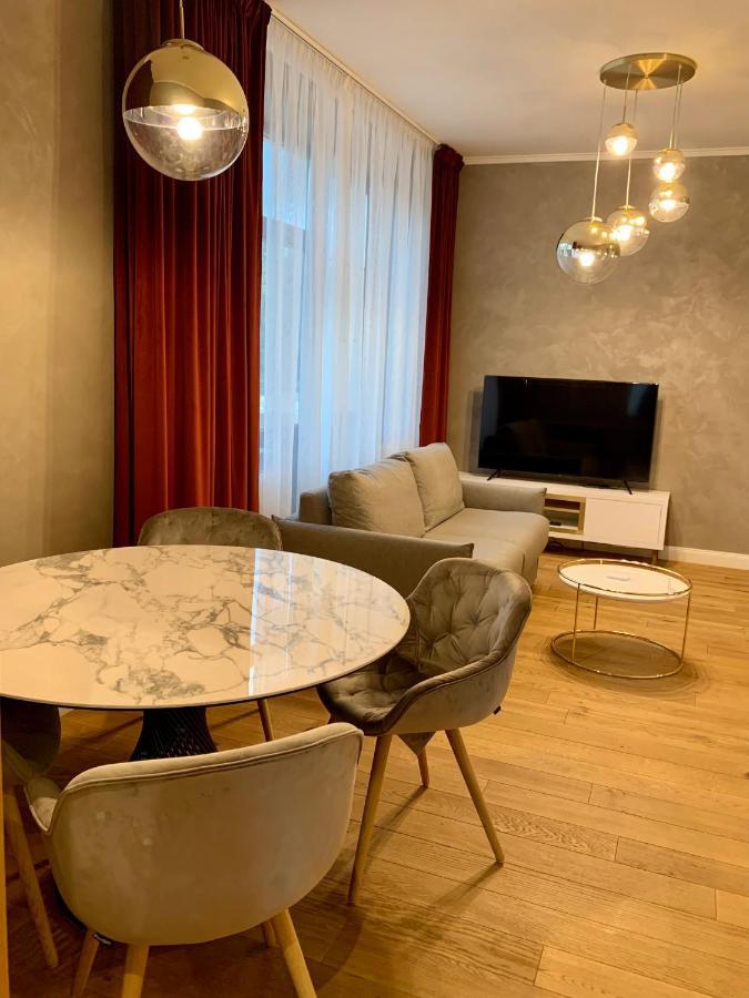 Rosso Aparthotel Michalovce Eksteriør billede